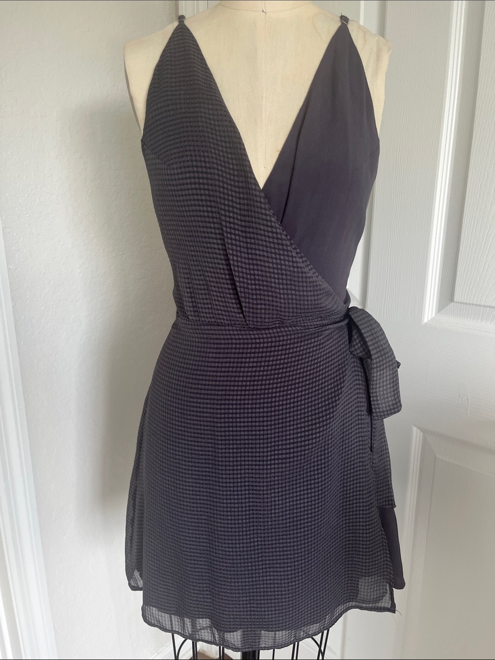 GF Collection Charcoal Wrap Style Monochromatic Mini Dress Comfy Lightweight